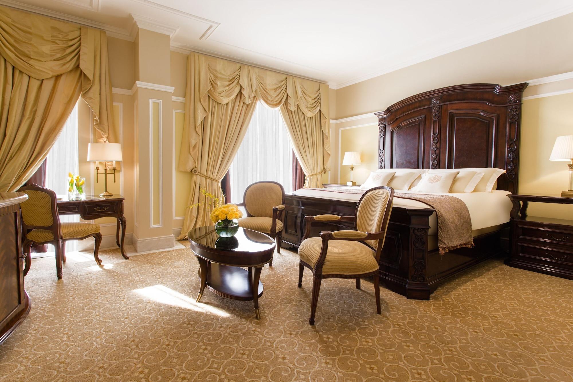 The Regency Hotel Kuwait Kuwait City Exterior photo A bedroom at the Ritz-Carlton, Boston