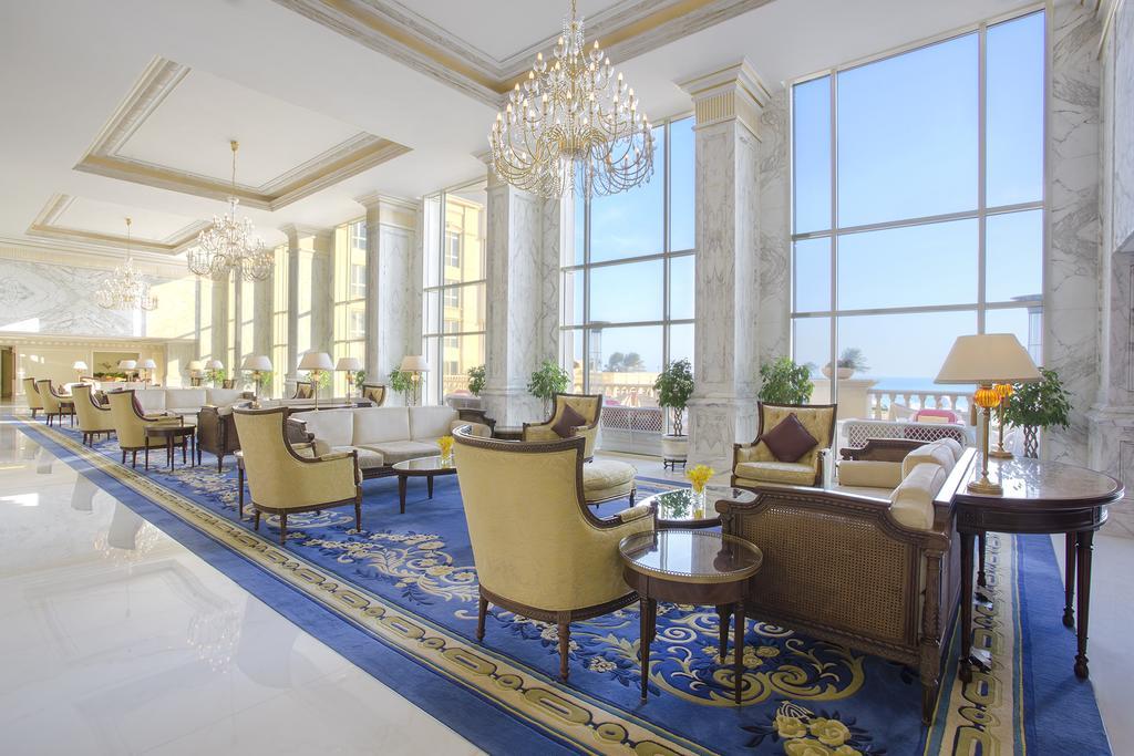 The Regency Hotel Kuwait Kuwait City Exterior photo The lobby